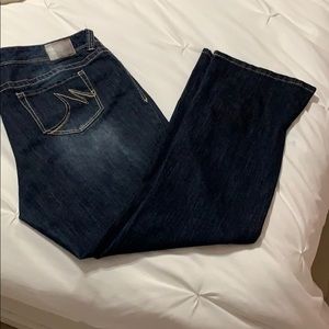 Maurices jeans
